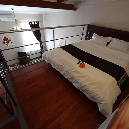 Executive Suites Aparthotel 3*