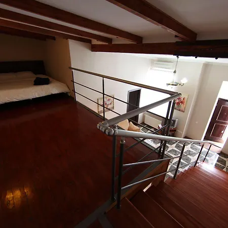 Executive Suites Aparthotel 3*